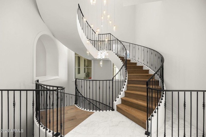 127-web-or-mls-21137-n-102nd-st