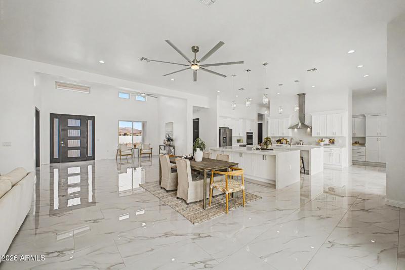 Dining/main kitchen