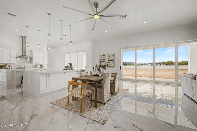 Dining/main kitchen