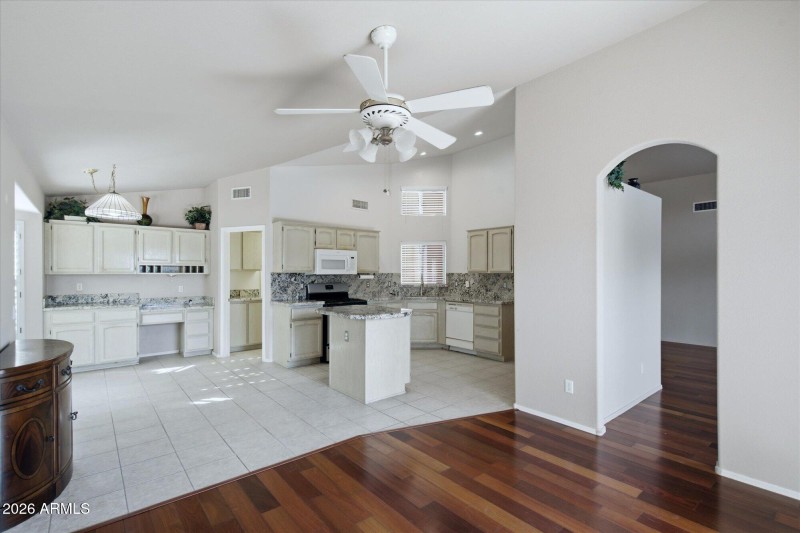 Kitchen/Family Room
