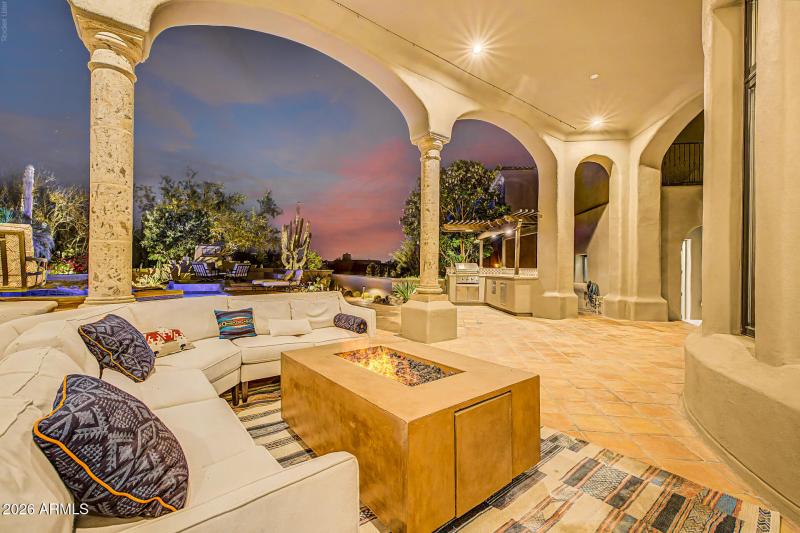Outdoor living room