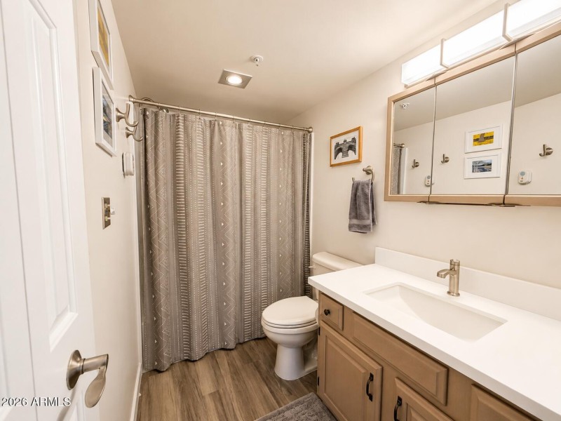 C202_Guest_Bath