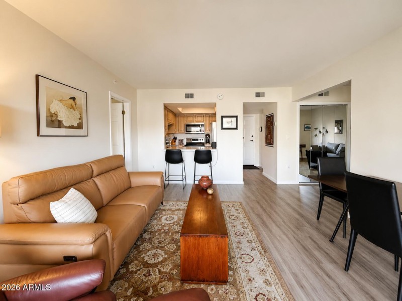 C2023_Living_Area2