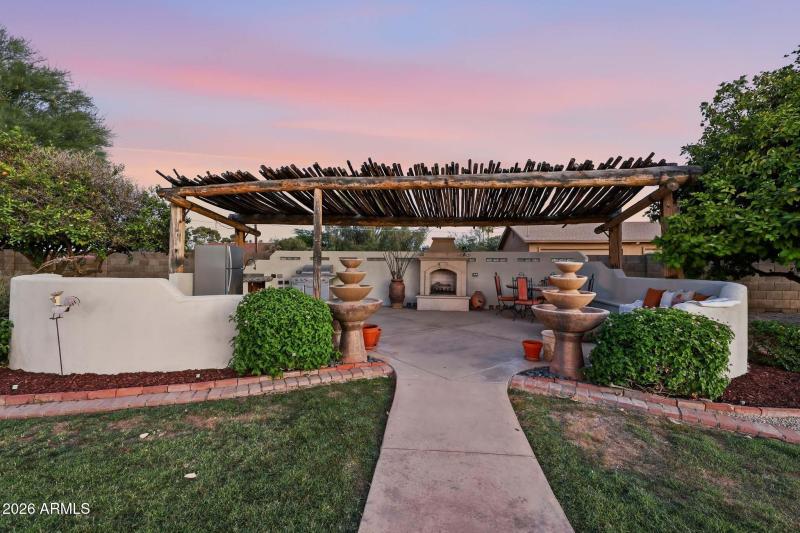 Twilight Outdoor Entertainment Area