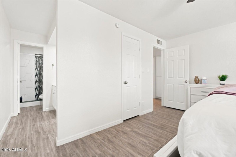 14-A7400311