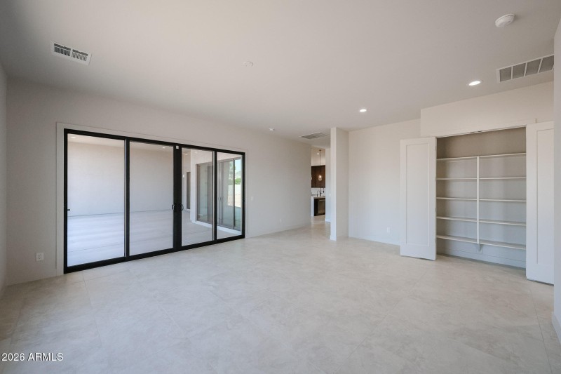 CC5 41 E Owners Suite 2