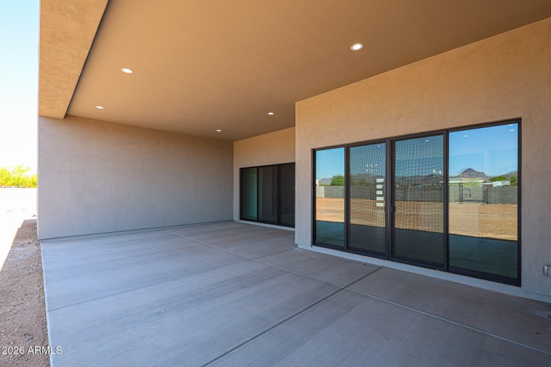 CC5 65 J Patio 3