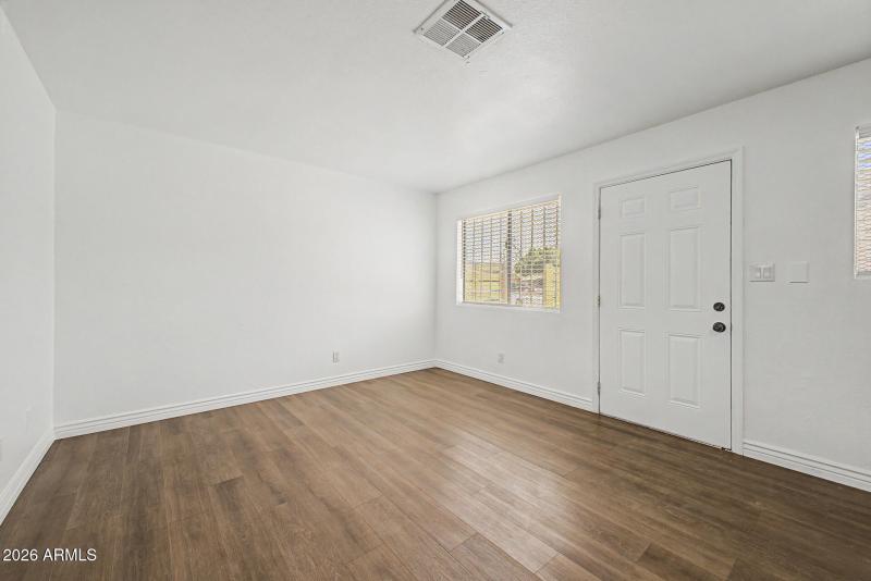 11 - Adams 1438
