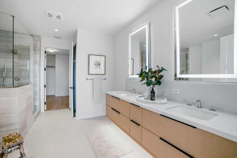 Bathroom_1