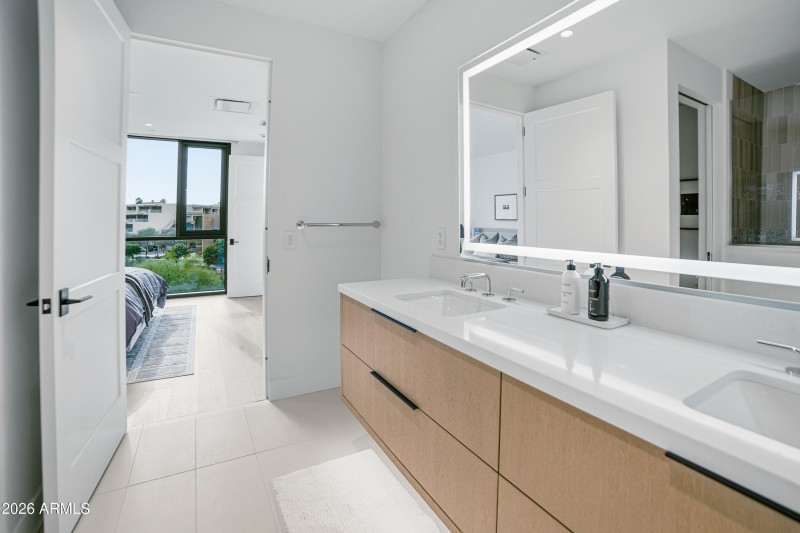 Bathroom_4