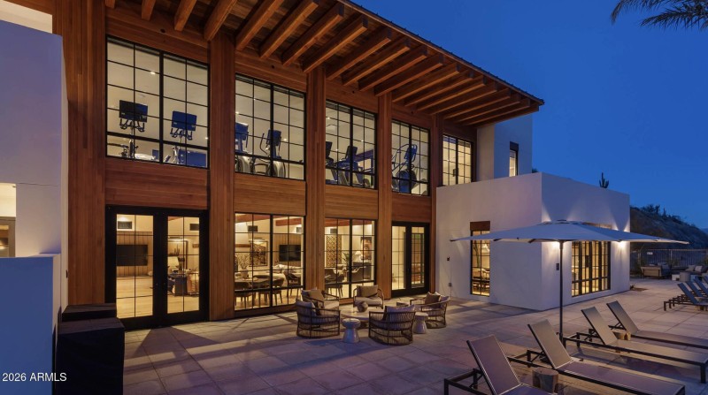 Mountain Club 1
