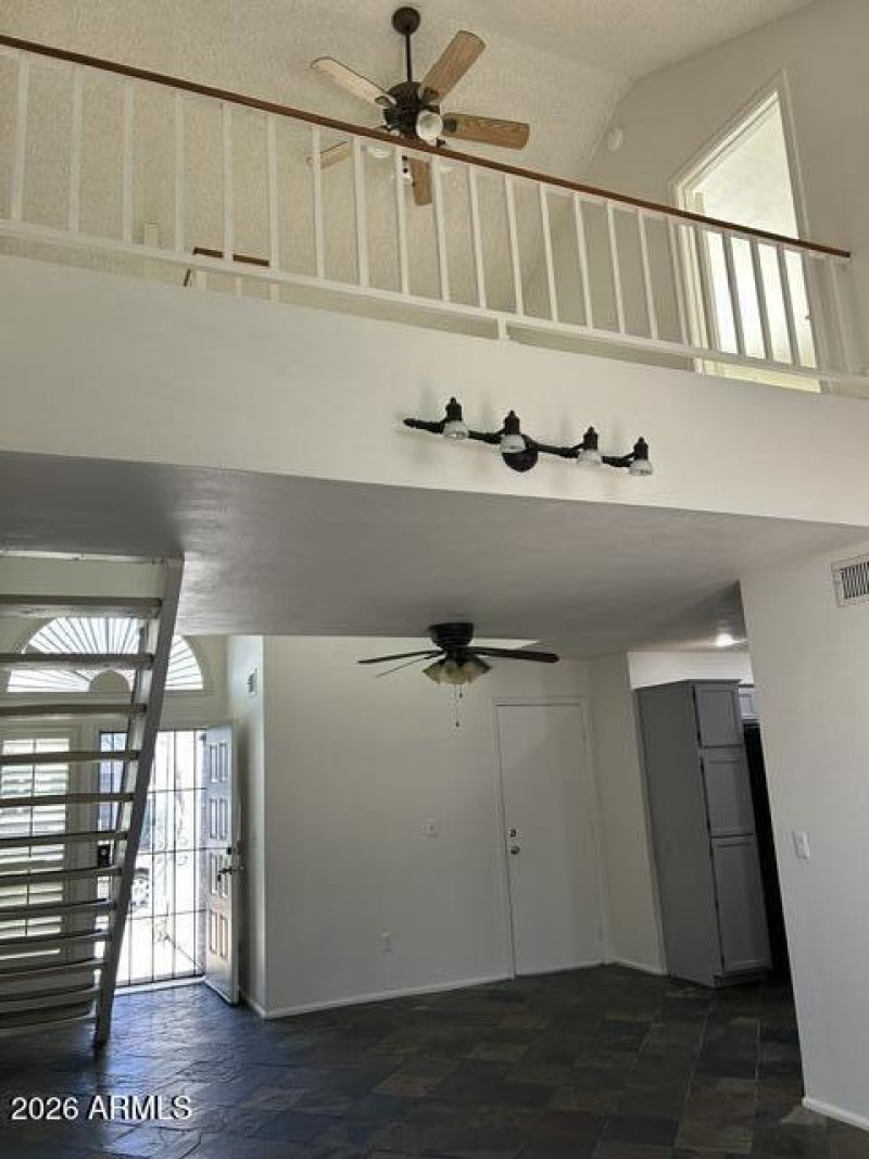 Living Rm 1