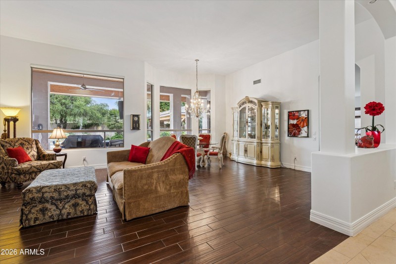 02-6428 W Eugie Ave, Glendale, AZ 85304