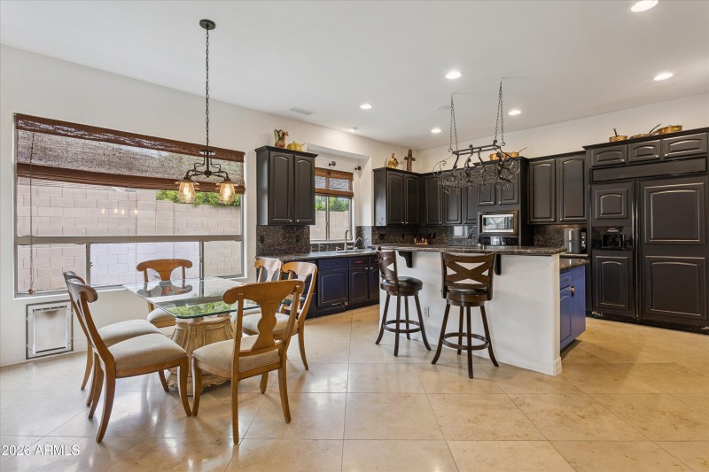 08-6428 W Eugie Ave, Glendale, AZ 85304