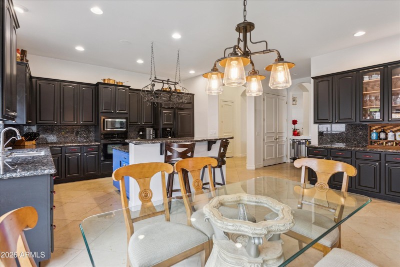 09-6428 W Eugie Ave, Glendale, AZ 85304