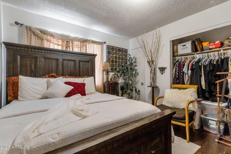 Bedroom #1