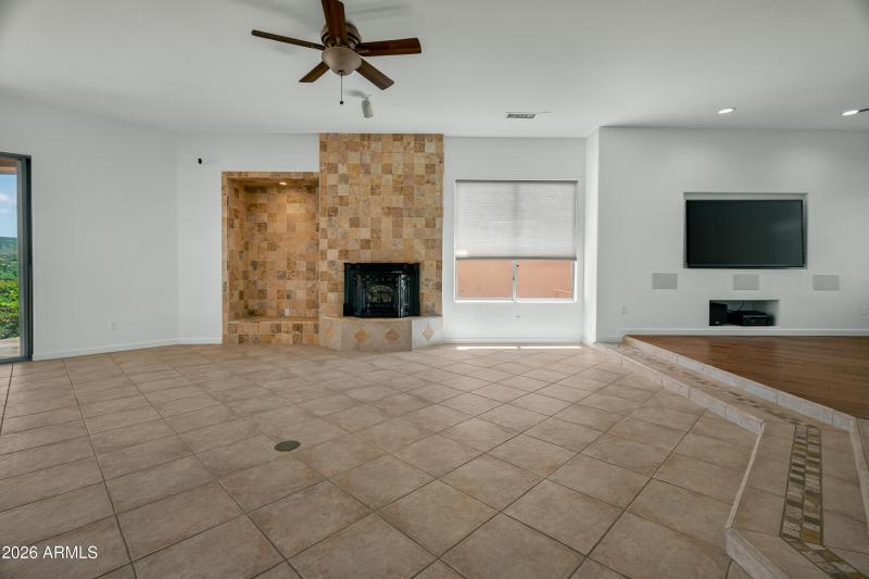 225 E Bighorn Court