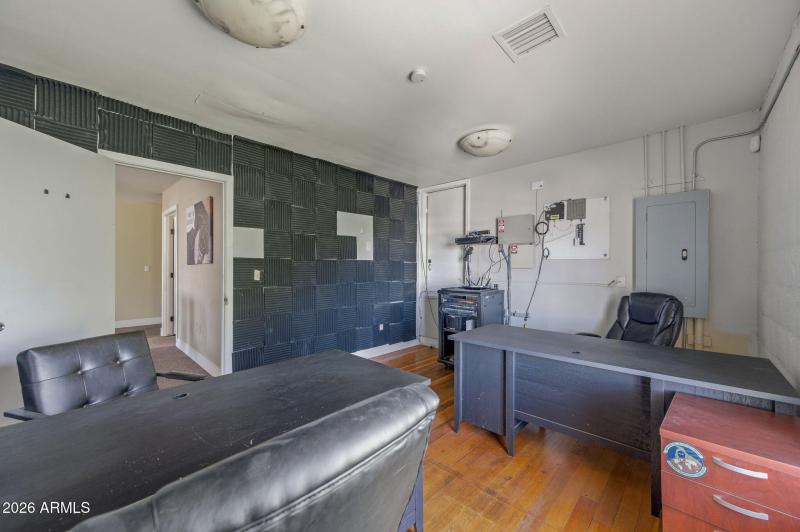 70-web-or-mls-139 W 1st St Casa Grande-7