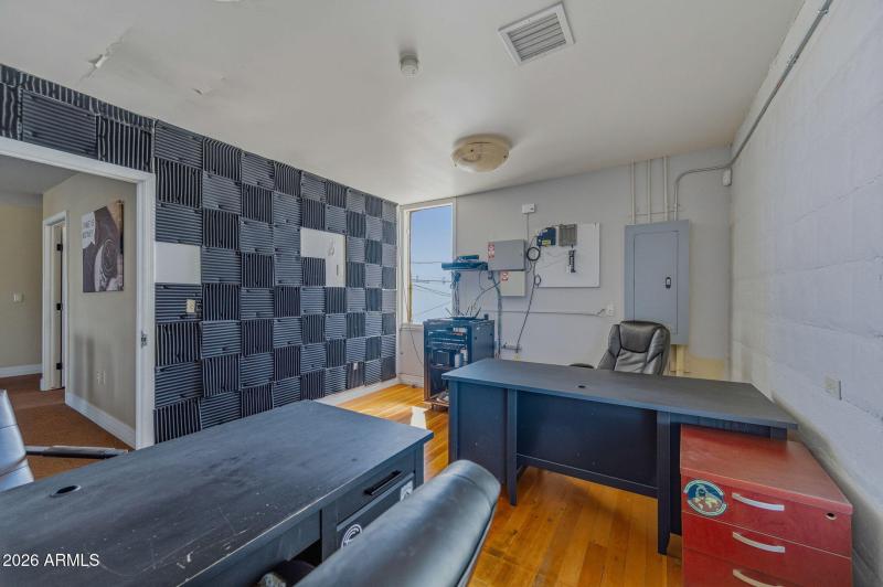 72-web-or-mls-139 W 1st St Casa Grande-7