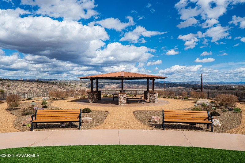 JL_MinersRetreat-CommunityPark-ground-12