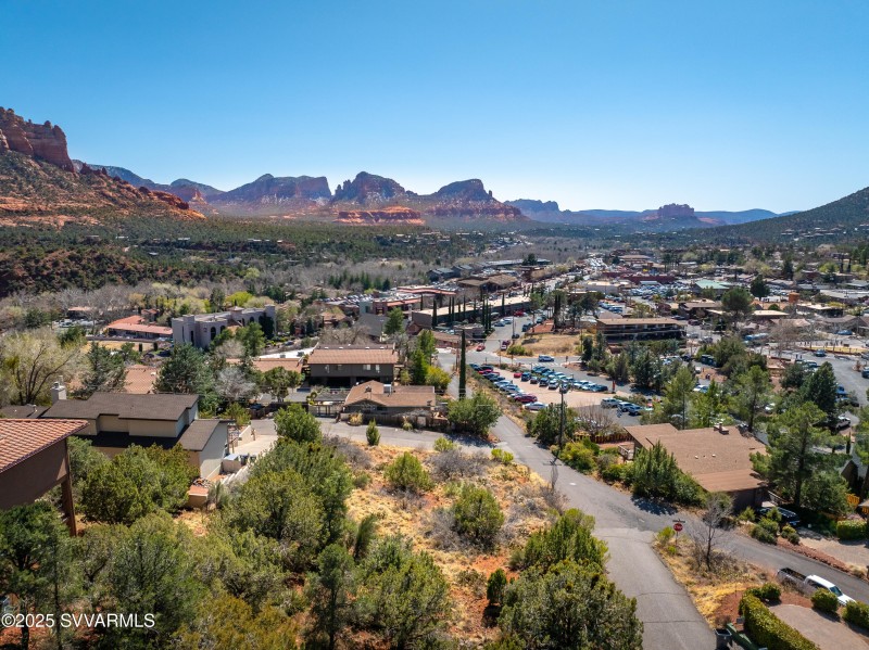 Views Of surrounding Red Rocks