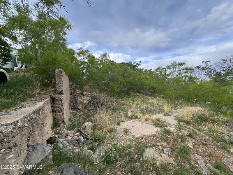 2nd lot from the bottom