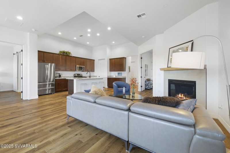 Enjoy hosting and entertaining here!