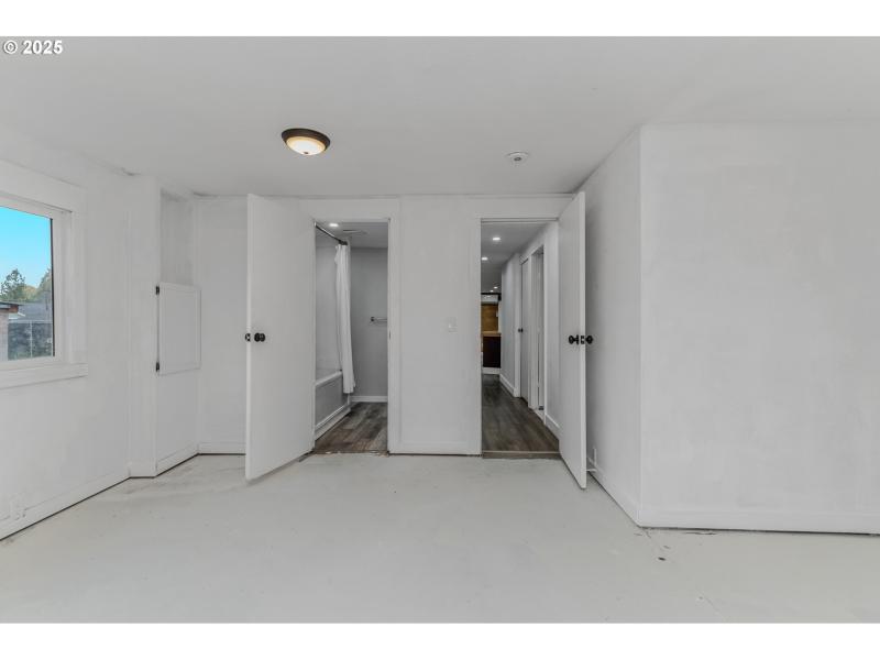 Bedroom, Owner's Suite