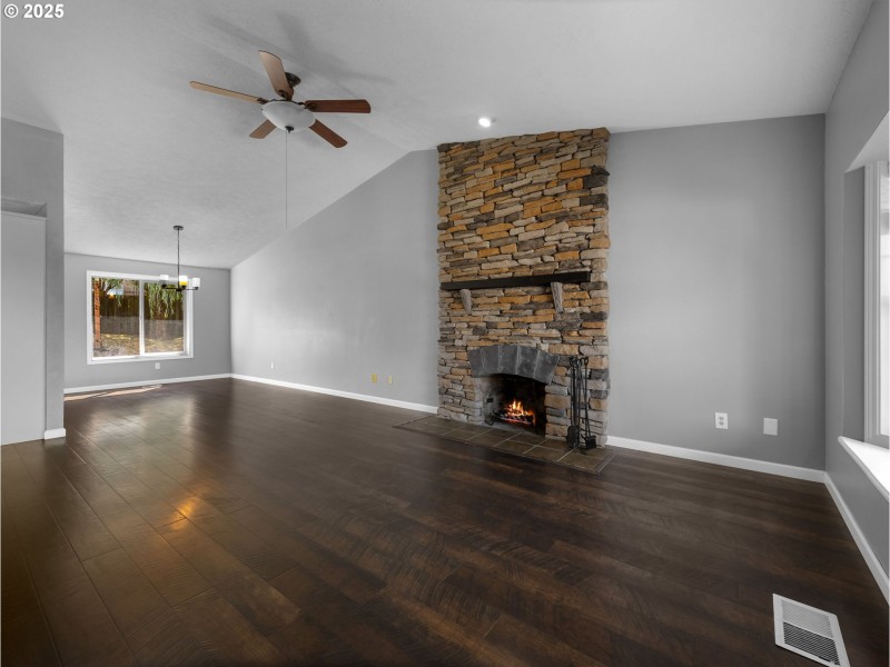 Living Room/Dining Room