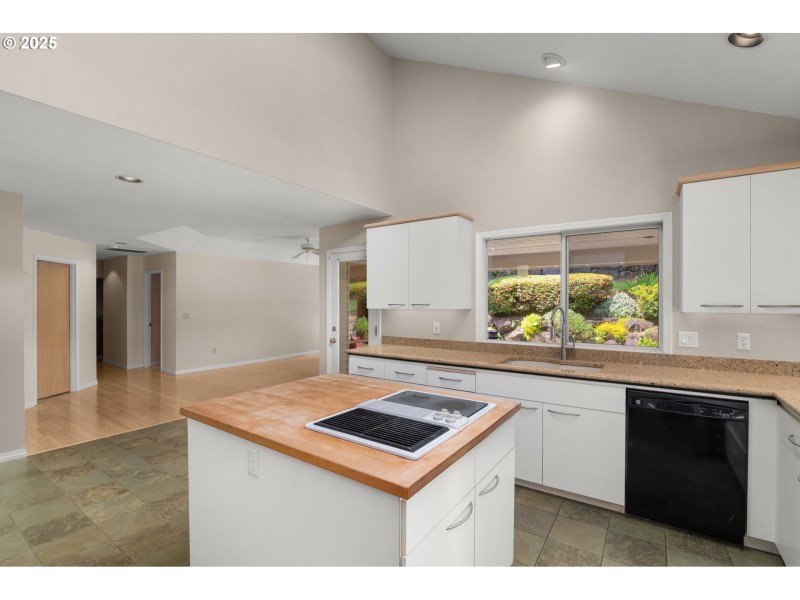 Kitchen/Nook