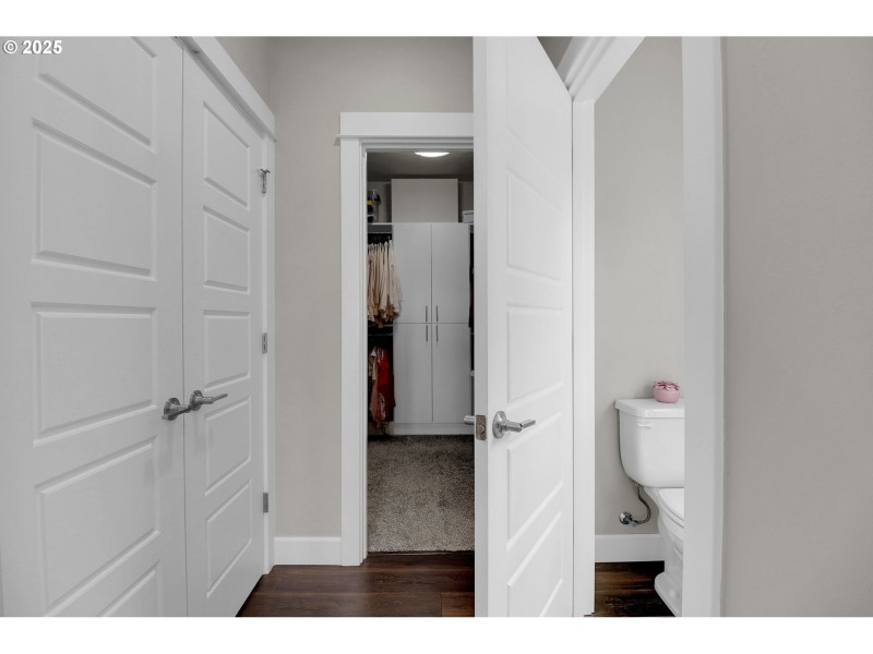 Bathroom, Attached
