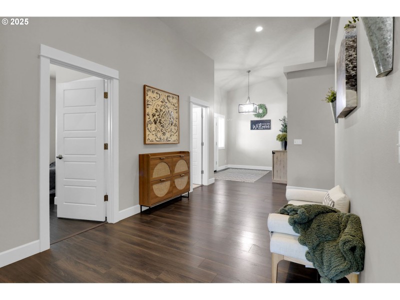 Entrance/Foyer