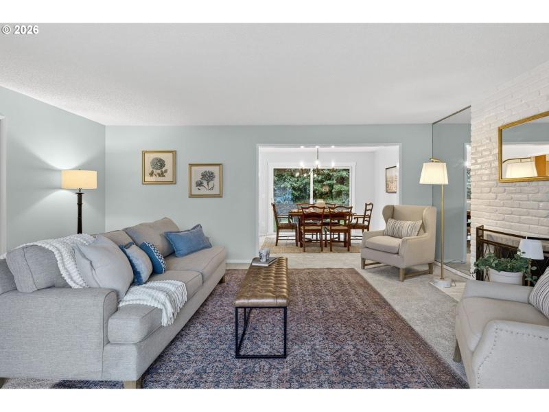 Living Room/Dining Room