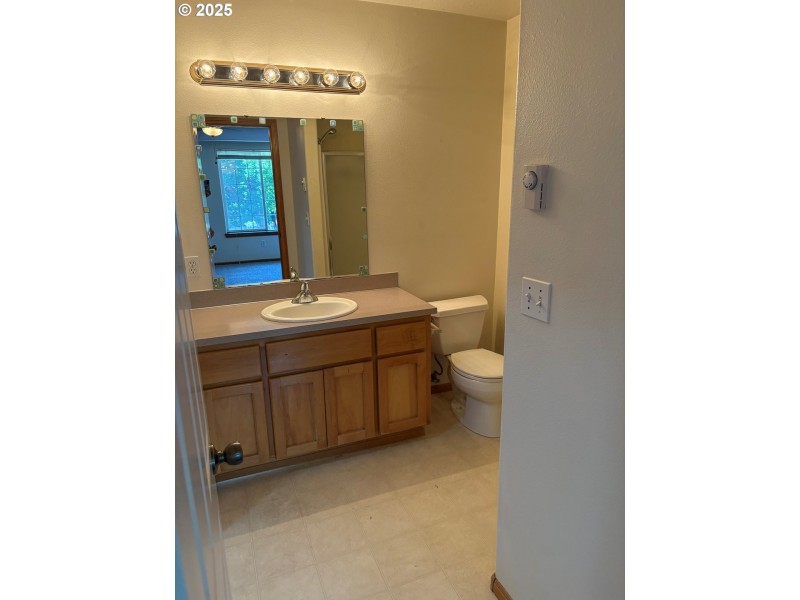 Bathroom, Attached
