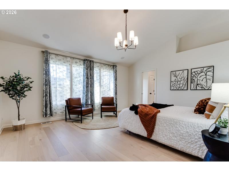 Bedroom, Owner's Suite