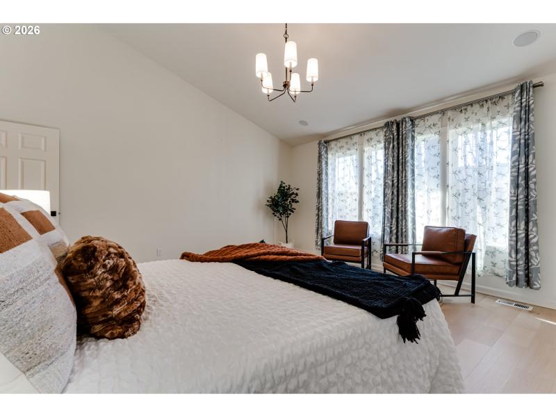 Bedroom, Owner's Suite