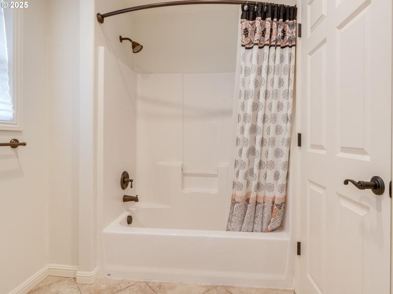 Bathroom, Attached