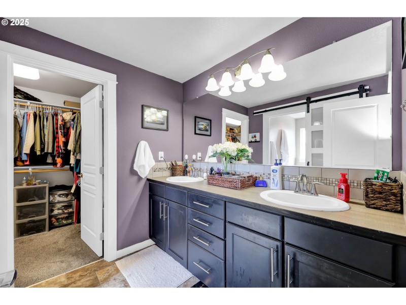 Owner's Suite Bathroom