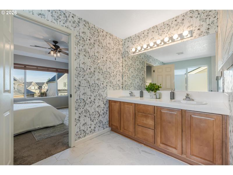 Owner's Suite Bathroom