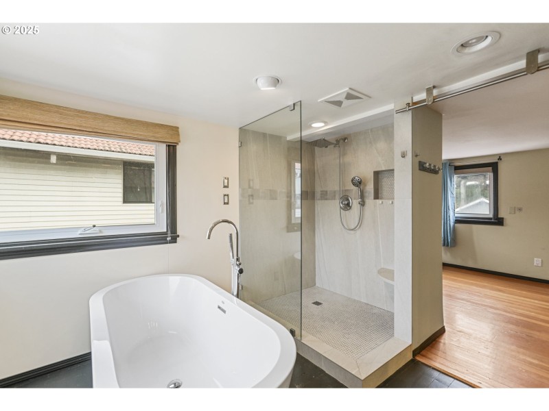 Bathroom, Attached