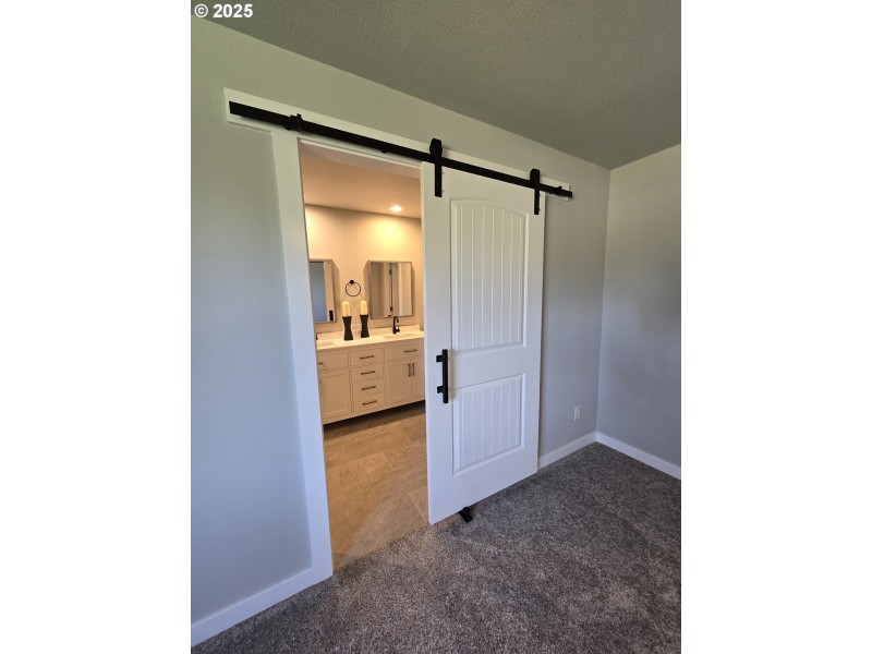 Bedroom, Owner's Suite