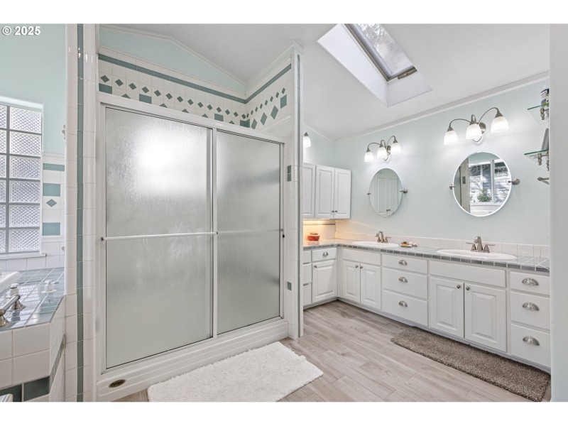 Owner's Suite Bathroom #2