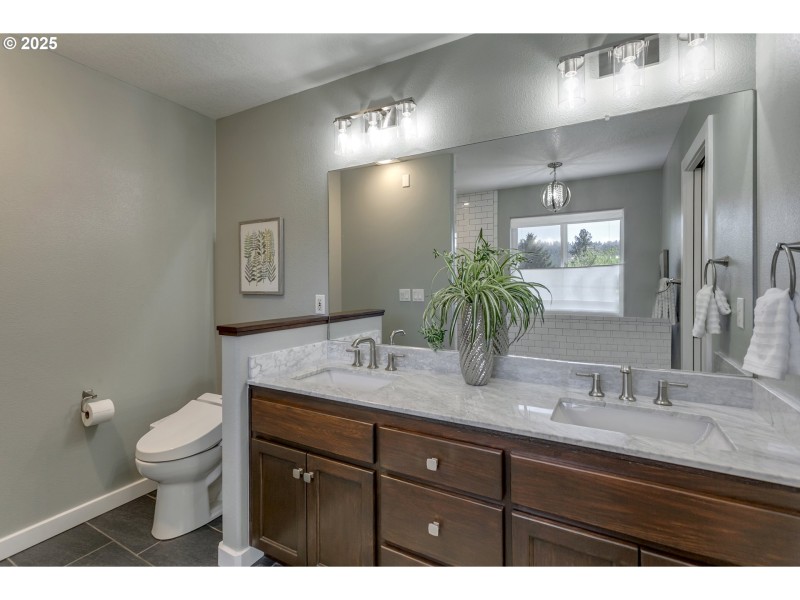 Bathroom, Attached