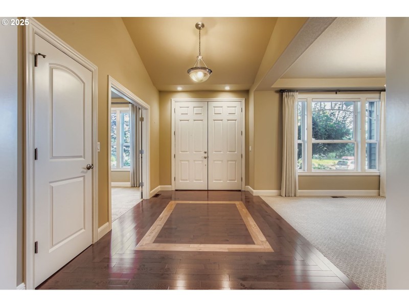 Entrance/Foyer