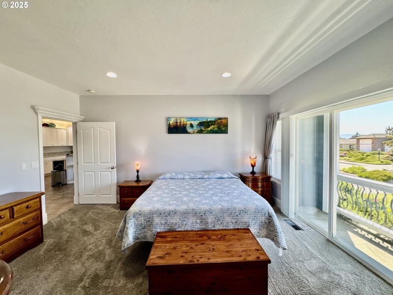 Bedroom, Owner's Suite