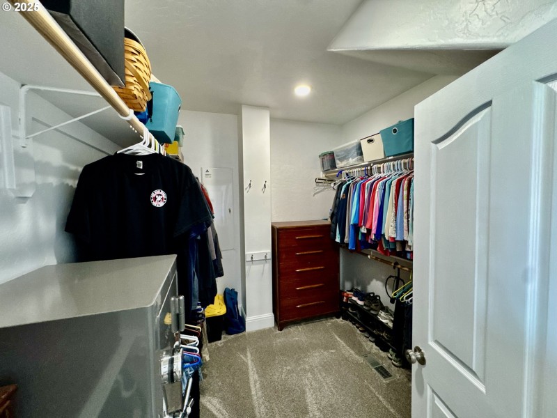 Bedroom, Owner's Suite