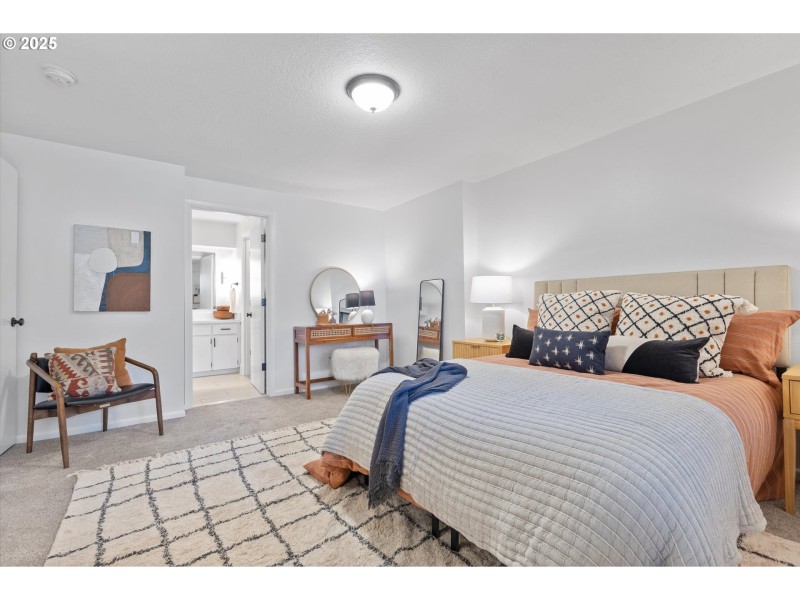 Bedroom, Primary