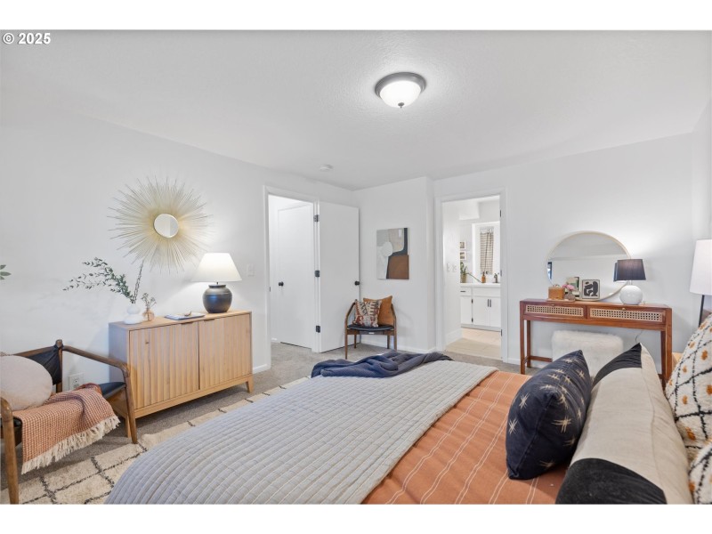 Bedroom, Primary