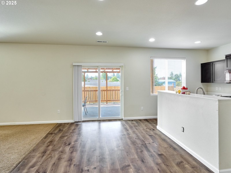 Kitchen/Living Room