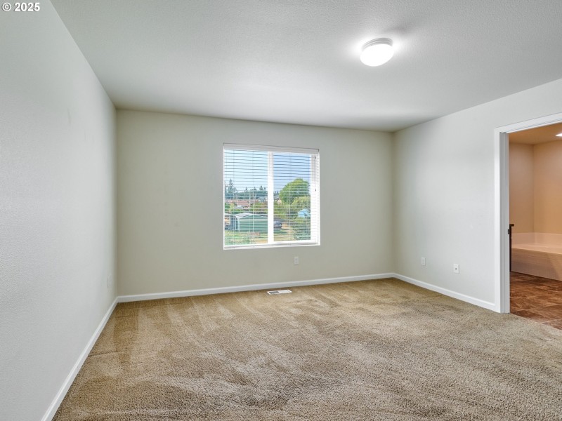 Bedroom, Owner's Suite
